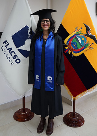 Anahí Macaroff, graduada doctoral presentó su tesis que investiga las disputas sobre lo nacional/plurinacional en los (ex) Encuentros Nacionales de Mujeres en Argentina