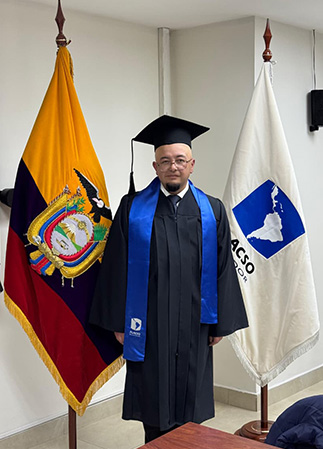 Eduardo León, graduado doctoral presentó su tesis que investiga la neoliberalización de la alimentación