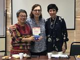 Entrega libro Gabriela Mistral.jpg